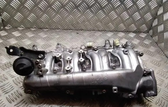 Opel Zafira B Intake manifold 700997160 8973858235