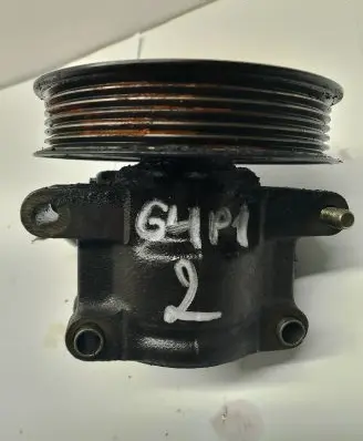 Ford Focus Power steering pump XS4E3A733AC