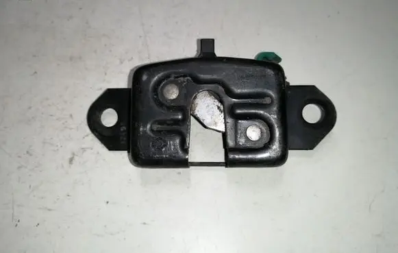 Nissan Navara D40 Engine bonnet/hood lock/catch