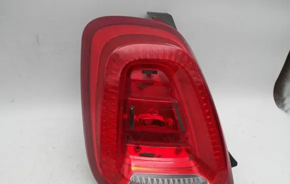 Fiat 500 Rear/tail lights 81599002