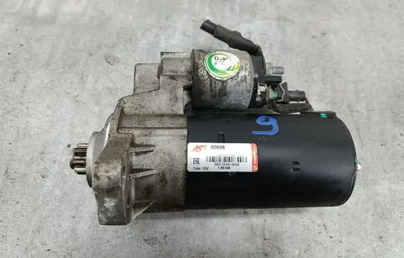 Volkswagen Golf IV Starter motor S0006