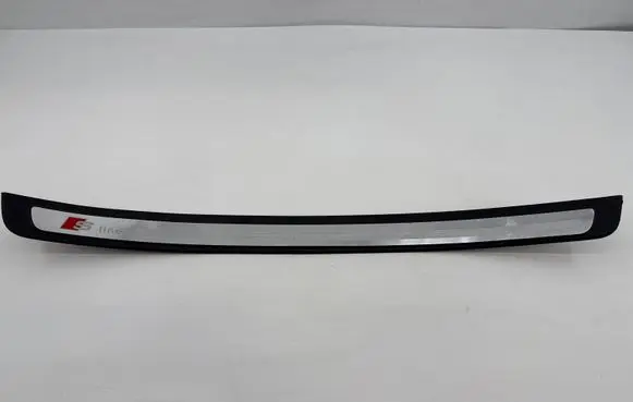 Audi A5 8T 8F Front sill trim cover 8T0853374