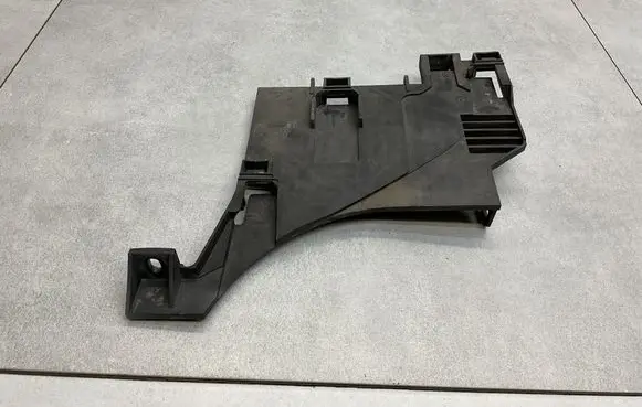 Land Rover Range Rover Evoque L538 Headlight/headlamp mounting bracket 00122222