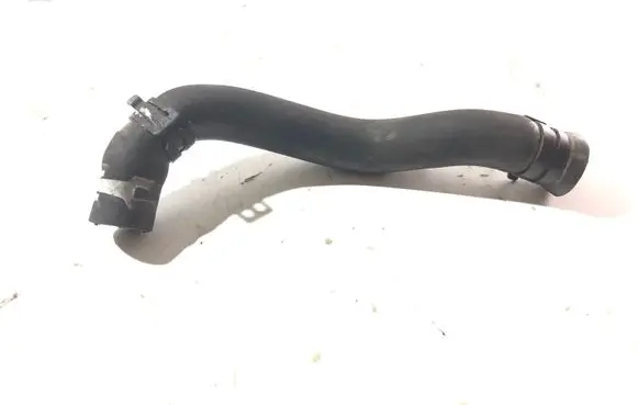 Audi A8 S8 D3 4E Engine coolant pipe/hose 059121073B