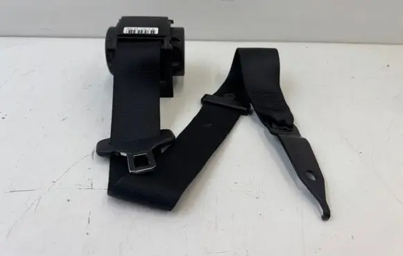 Mini Paceman (R61) Rear seatbelt 9809865