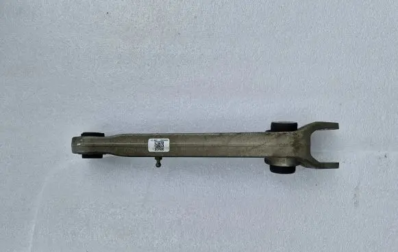 Jeep Grand Cherokee WL Rear control arm 05090284AD