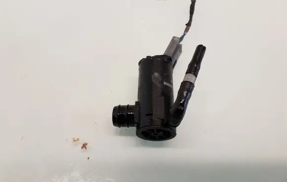 Mazda MX-6 Windscreen/windshield washer pump 8603102140