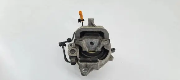 Audi A8 S8 D4 4H Engine mount bracket 4H0199381AR