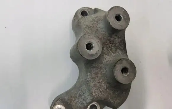 Opel Astra J Gearbox mount