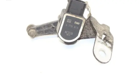 BMW 3 E90 E91 Air suspension front height level sensor 6778813