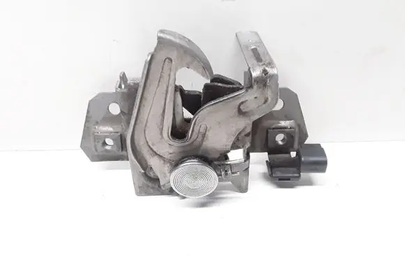 Volvo C30 Engine bonnet/hood lock/latch loop/hook 