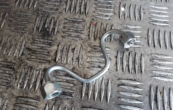Nissan Qashqai Fuel injector supply line/pipe 