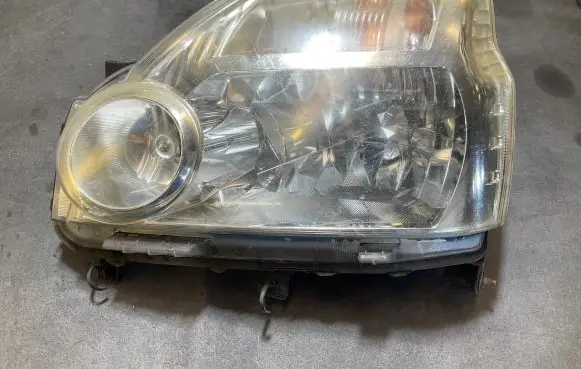 Nissan X-Trail T31 Headlight/headlamp