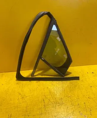 Peugeot 308 Front door window glass four-door E943R000016