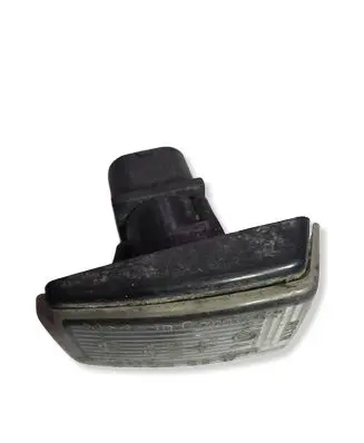 Volvo S40, V40 Front fender indicator light 
