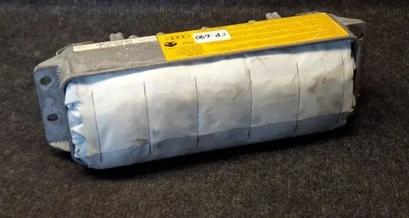 Passenger airbag