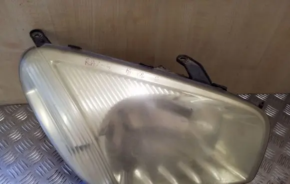 Toyota RAV 4 (XA20) Headlight/headlamp