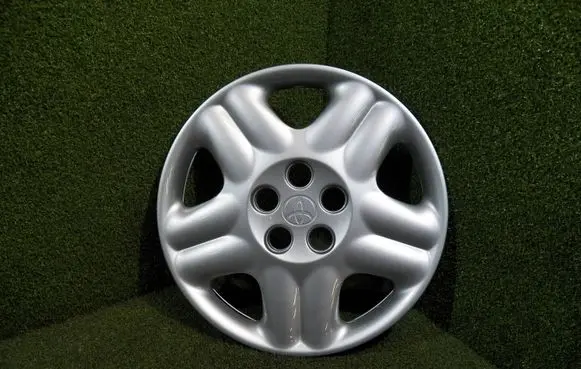 Toyota Avensis T220 R15 wheel hub/cap/trim 4260205080 M005D02