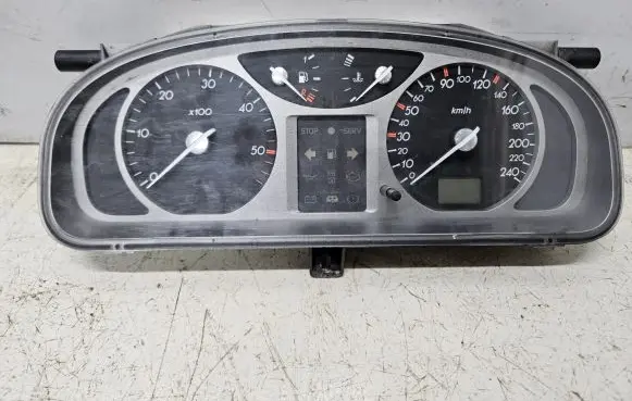 Renault Laguna II Speedometer (instrument cluster) 8200218878 7L1CA372