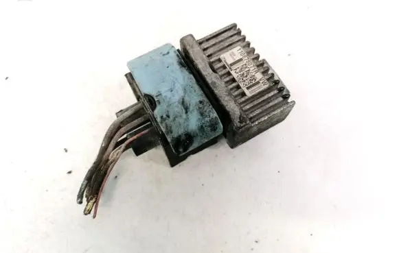 Glow plug pre-heat relay