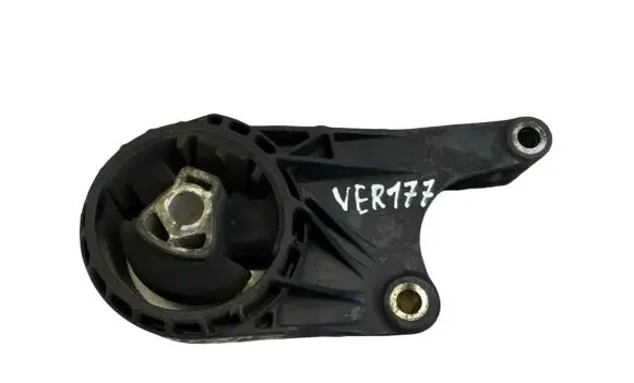 Opel Zafira C Engine mount bracket 13248600