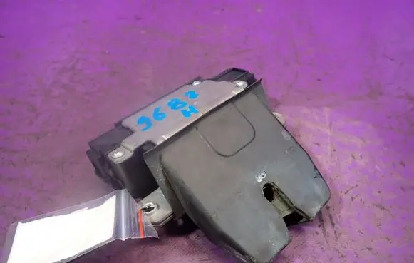 Ford Focus C-MAX Tailgate/trunk/boot lock/catch/latch 