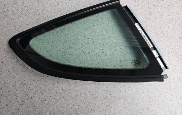 Porsche Cayman 982 Front vent window/glass (coupe) 98154311212