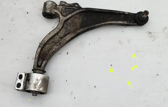 Chevrolet Orlando Front upper control arm/wishbone 