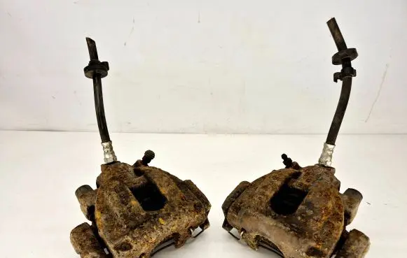 Volvo XC70 Rear brake caliper