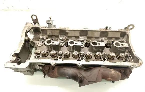 Mercedes-Benz GL X164 Engine head R6290162501