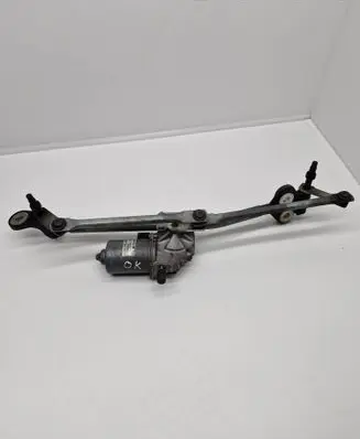 BMW X5 E70 Front wiper linkage and motor 7200535 5387S