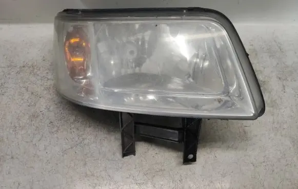 Volkswagen Transporter - Caravelle T5 Headlight/headlamp