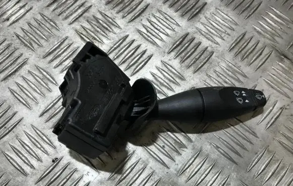 Ford Fiesta Wiper control stalk 2s6t17a553aa 2s6t-17a553-aa