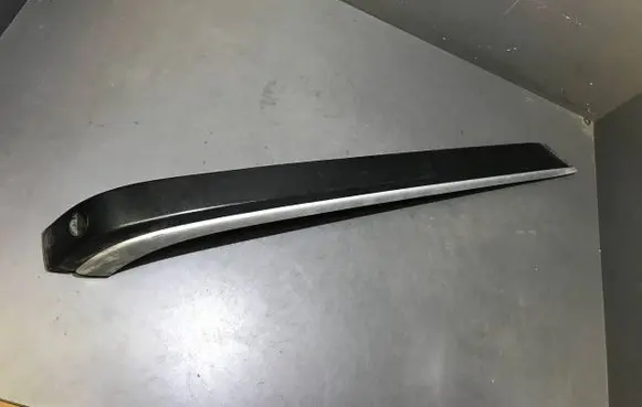 BMW 7 E38 Rear bumper trim bar molding 51128125411