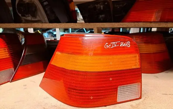 Volkswagen Golf IV Rear/tail lights 1J6945095R 1J6945095