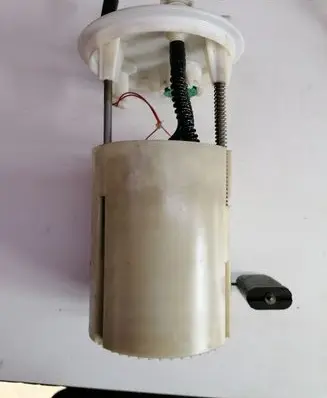 Toyota Avensis T250 Fuel level sensor 222040N010 MB1974003070