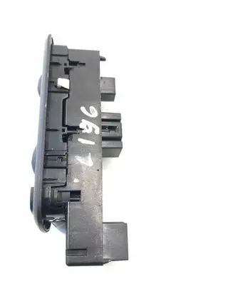 Ford Fiesta Electric window control switch 8A6T14A132CC 10008942 24042009