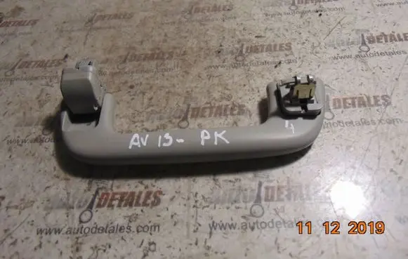 Toyota Avensis T270 Front interior roof grab handle