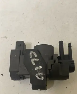 Renault Clio III Vacuum valve 49566215R
