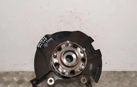 Hyundai Santa Fe Front wheel hub
