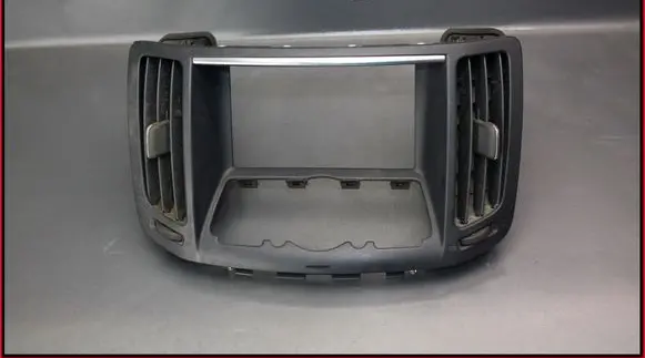 Infiniti G37 Dash center air vent grill 68270JK00A
