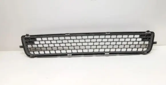 Volvo V70 Front bumper lower grill 30678636