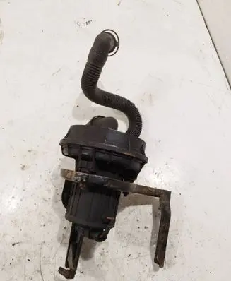Audi A3 S3 A3 Sportback 8P Secondary air pump 06A959253B