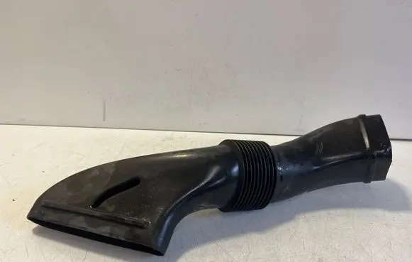 Volvo V70 Air intake duct part 8638624