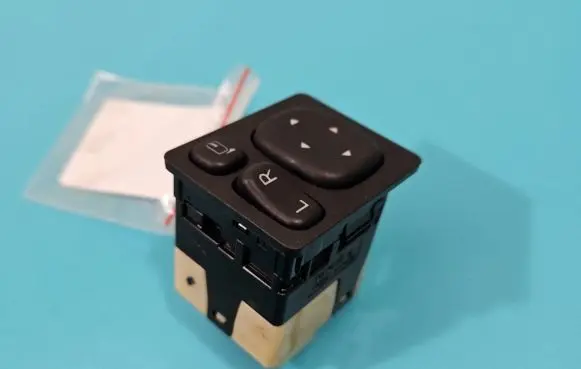 Toyota Auris E180 Electric window control switch IMPRK1357856