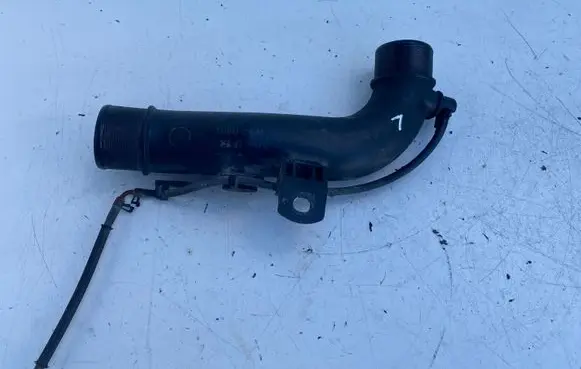 Toyota Avensis T250 Intercooler hose/pipe 173620R011