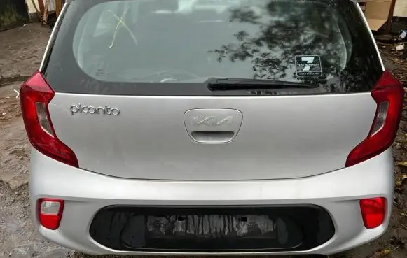 KIA Picanto Tailgate/trunk/boot lid