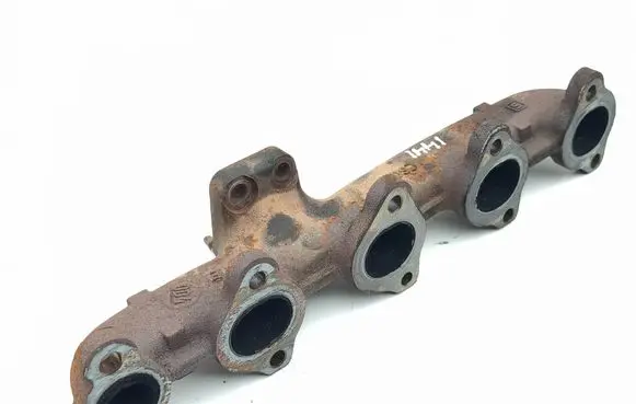 Peugeot 508 II Exhaust manifold