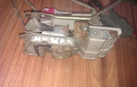 Mazda MX-6 Front door lock