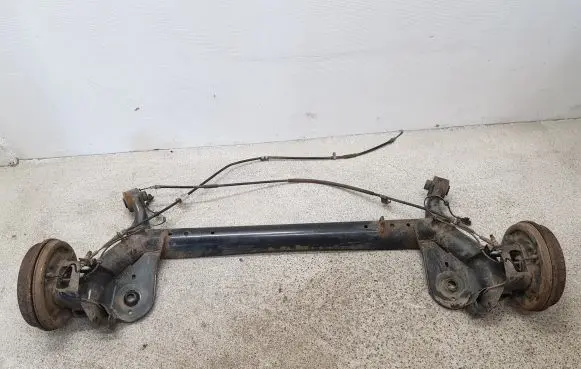 Ford Turneo Courier Rear axle beam 